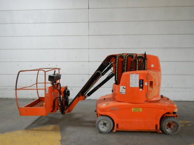 Image for VERTICAL MAST LIFTS 2008 JLG TOUCAN 1210