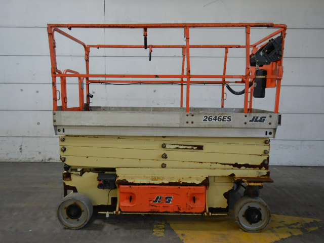 صورة ل SCISSOR LIFT 2007 جيه ال جي 2646ES